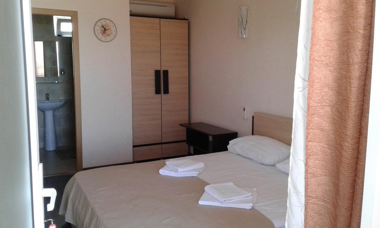 Guest House Amra New Athos Екстериор снимка